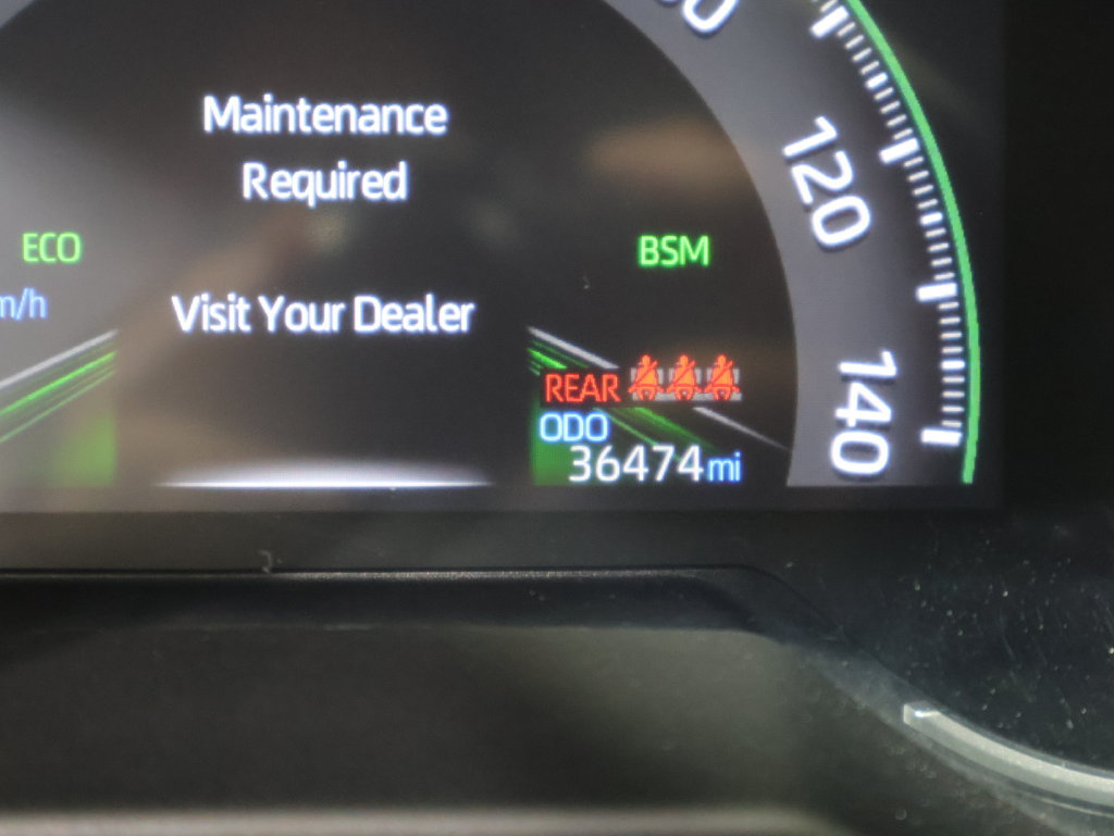 Used 2025 Toyota RAV4 XLE AWD/4WD image 39