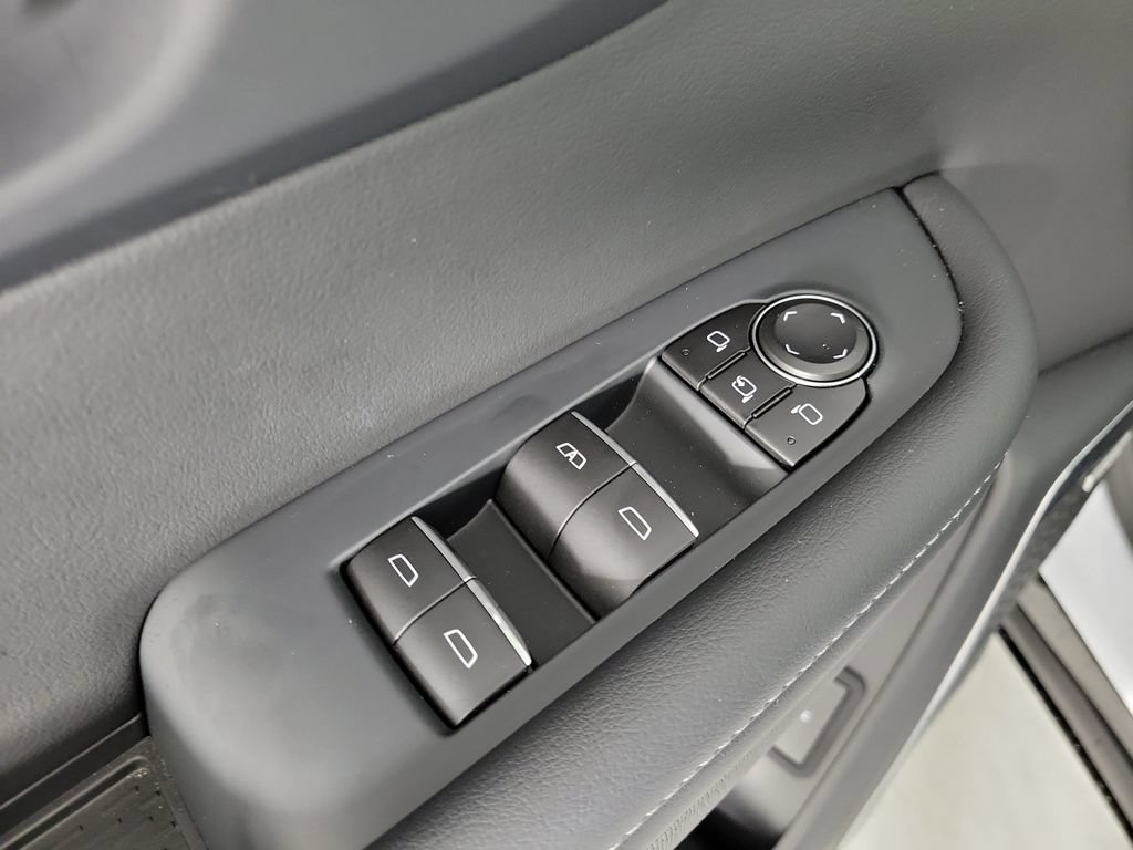 Used 2026 Buick Enclave Sport Touring w/ Power Package FWD image 19