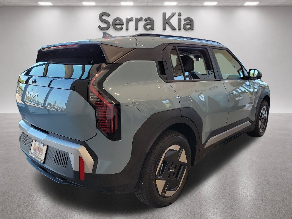New 2027 Kia EV3 Wind FWD image 5