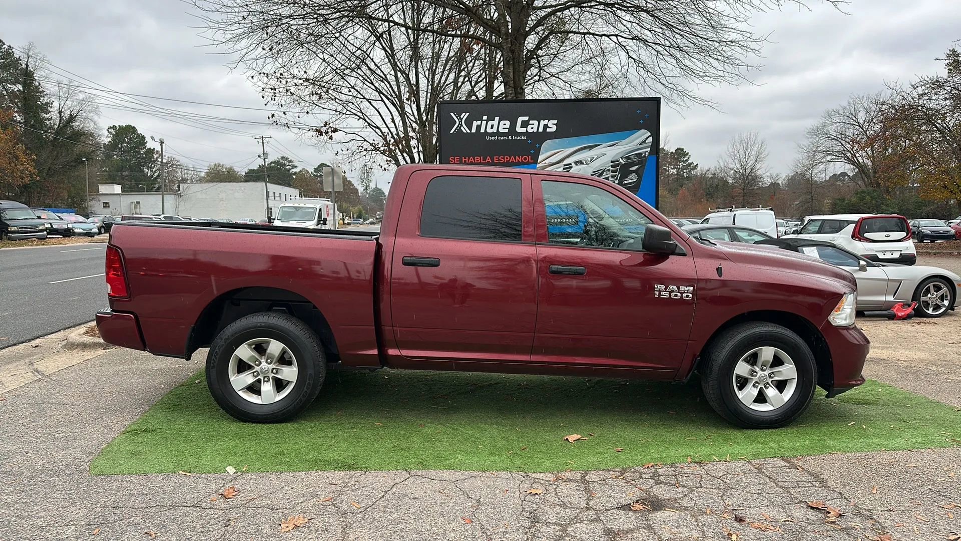 Used 2017 RAM 1500 Express image 9