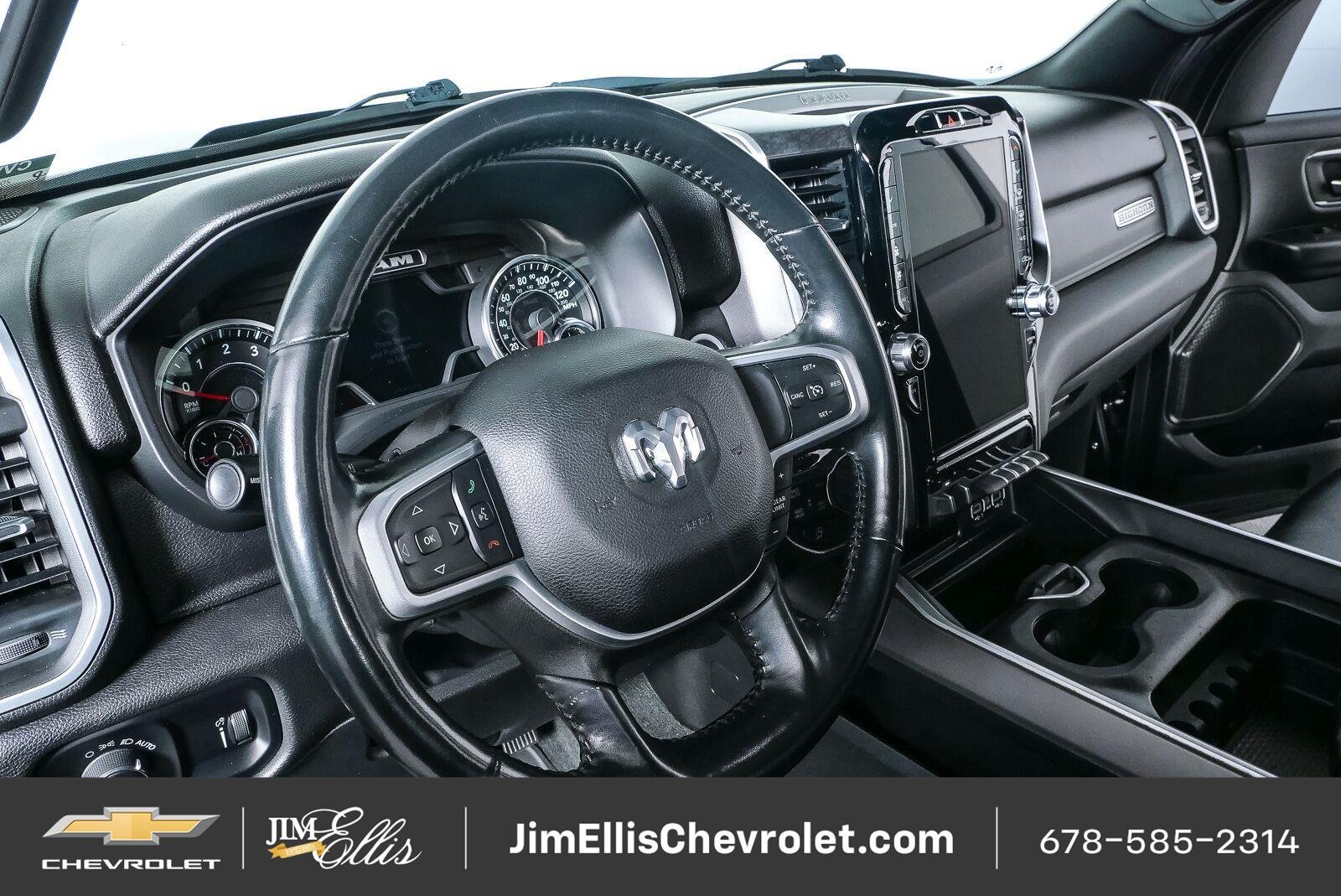 Used 2022 RAM 1500 Big Horn AWD/4WD image 4