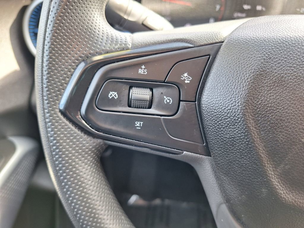 Used 2024 Chevrolet Trax LS w/ LS Convenience Package image 17