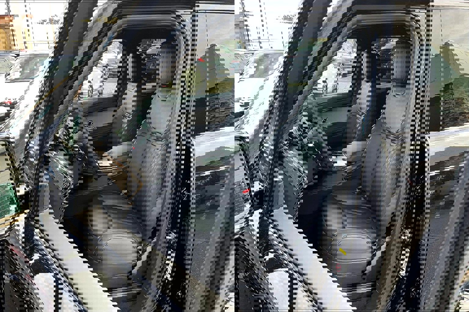 New 2026 Land Rover Range Rover Sport Dynamic SE image 14