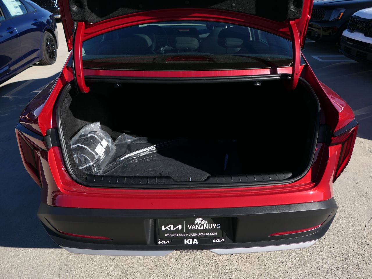 New 2025 Kia K4 LXS image 18