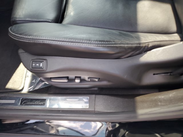 Used 2015 Cadillac SRX Premium AWD/4WD image 18