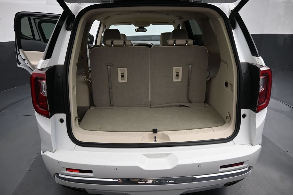 Used 2023 GMC Acadia Denali AWD/4WD image 11