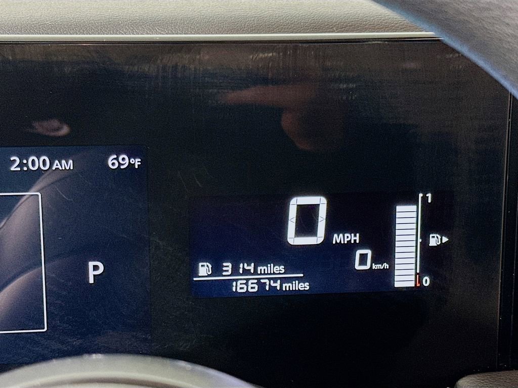 Certified 2025 Nissan Kicks S image 18