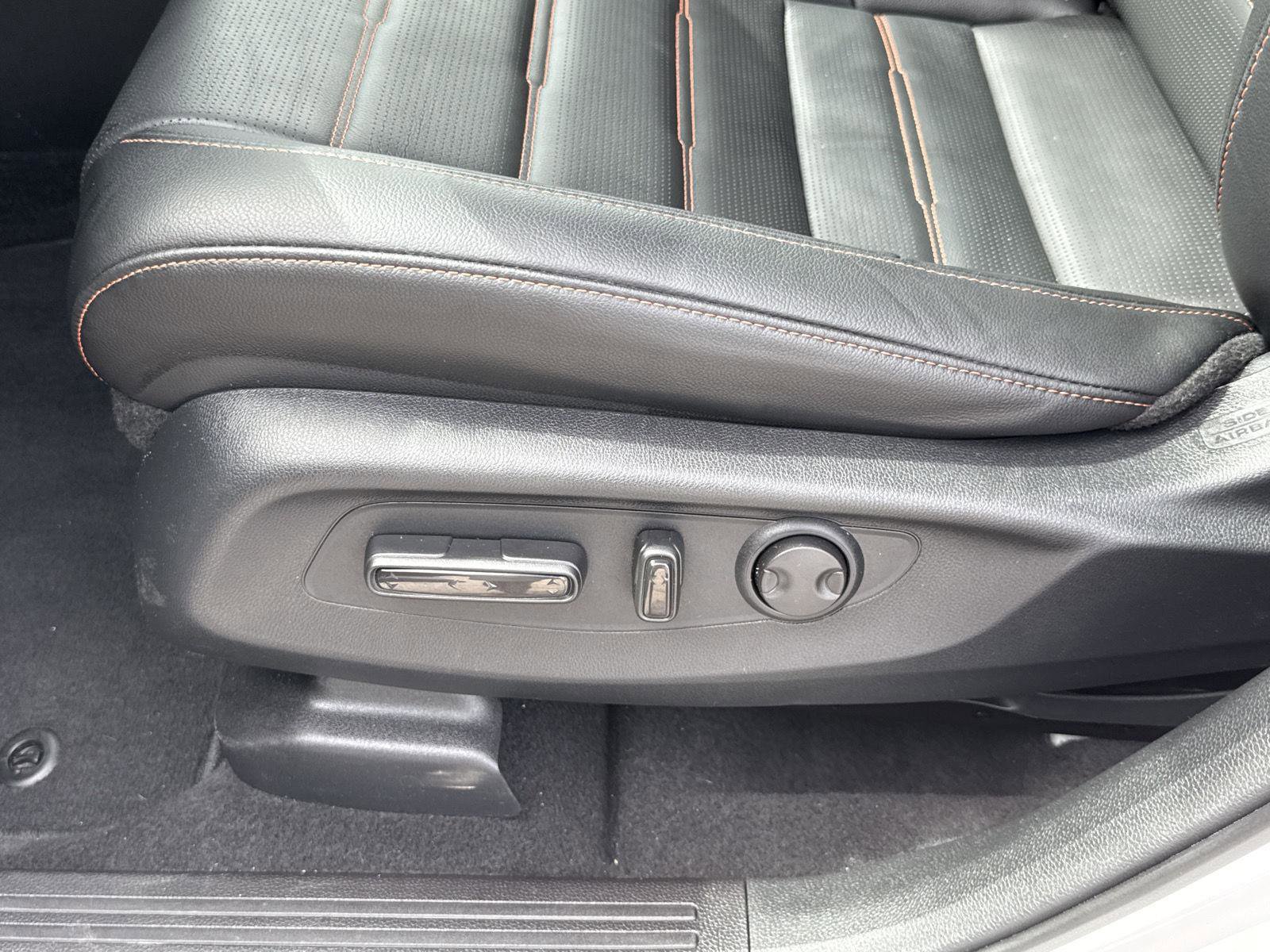 Used 2025 Honda CR-V Sport Touring image 17