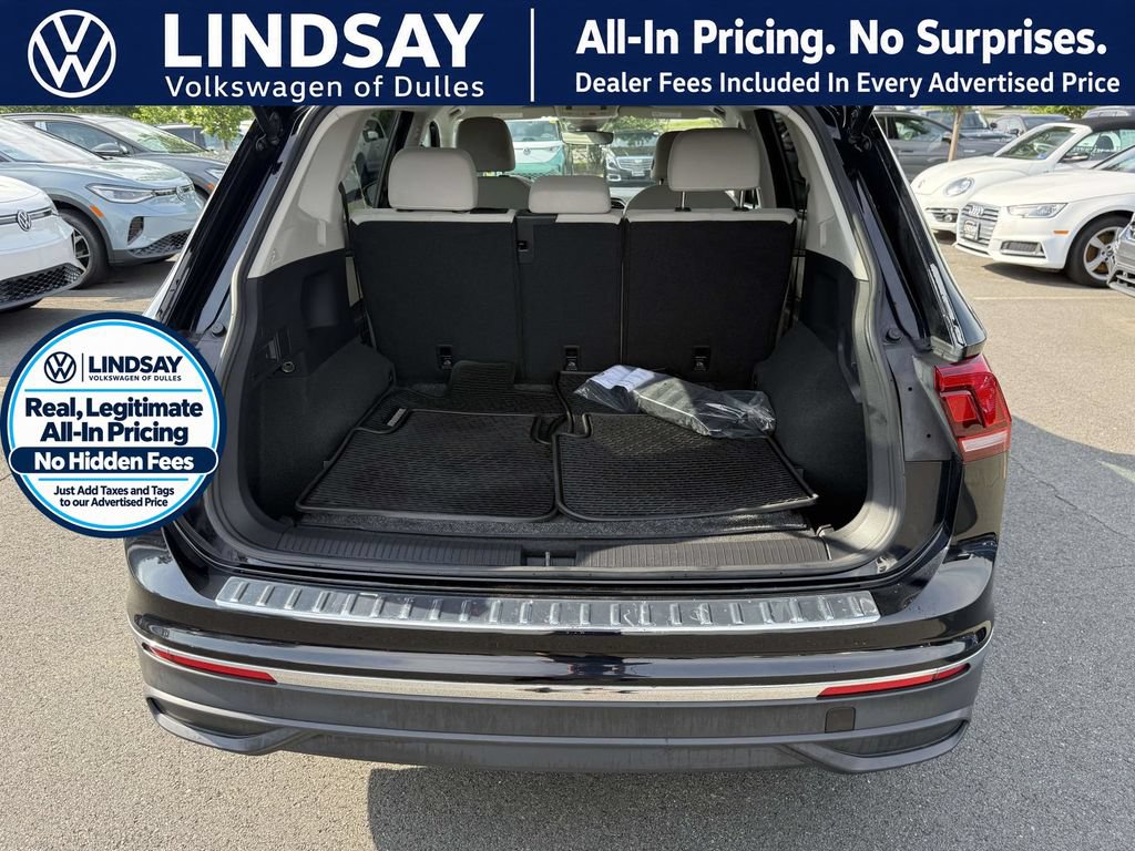 Used 2023 Volkswagen Tiguan S w/ Driver Assistance Package AWD/4WD image 15