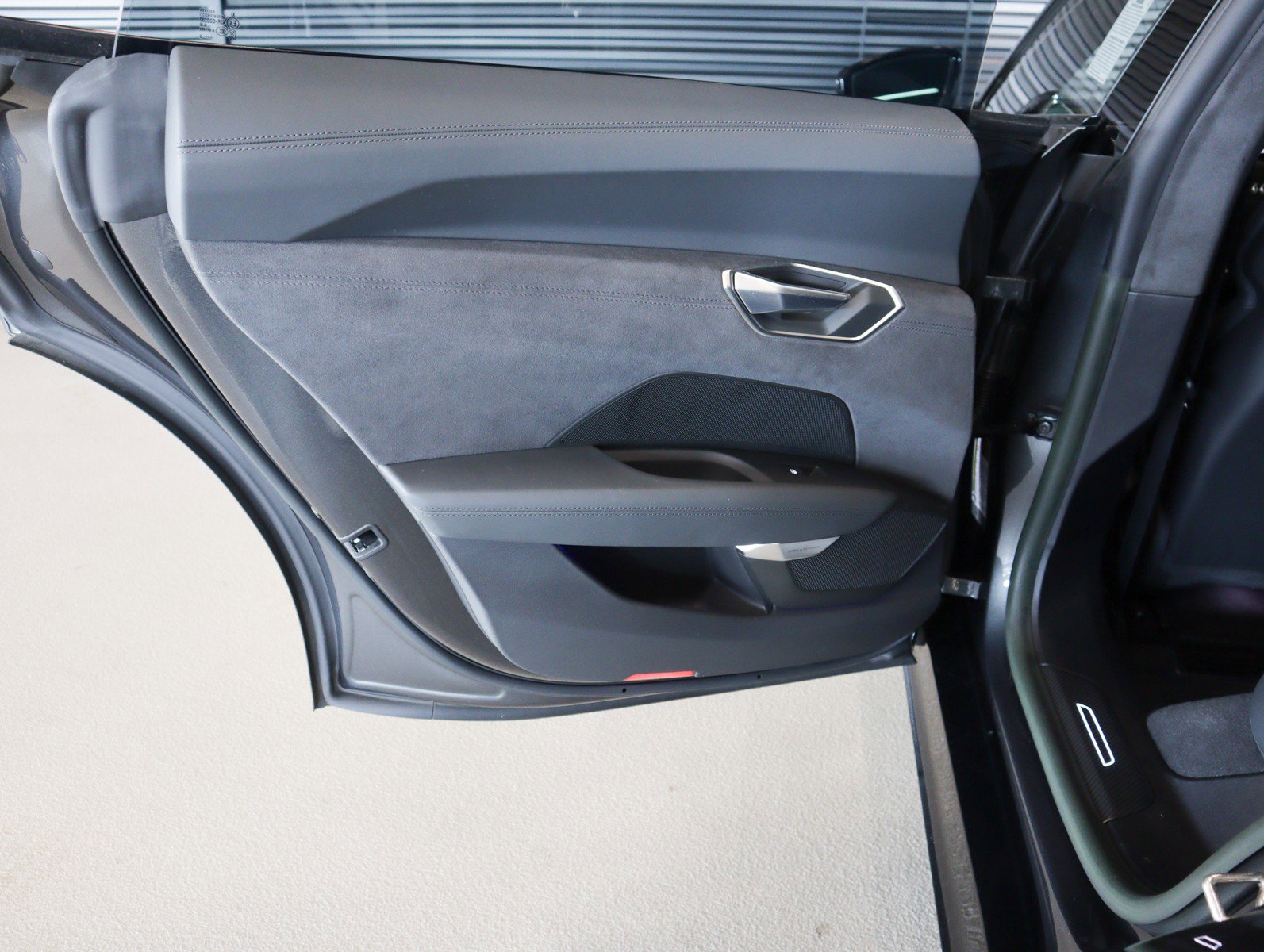 Used 2023 Audi RS e-tron GT w/ Carbon Performance Package image 26