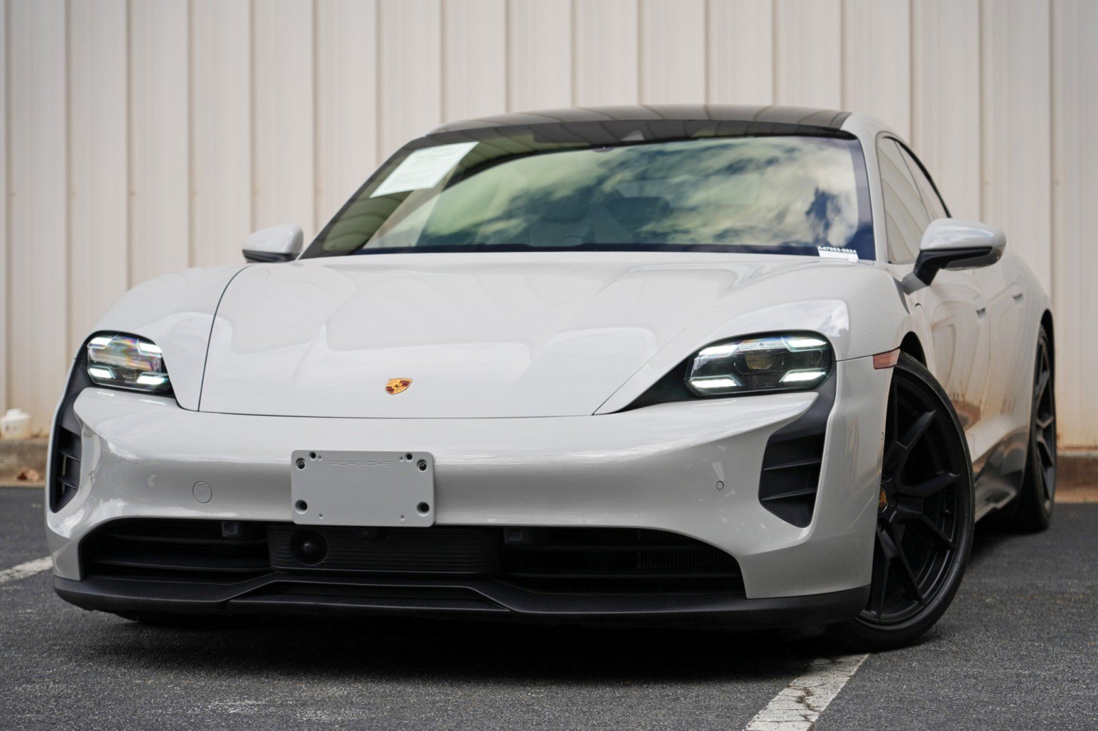 Used 2023 Porsche Taycan GTS w/ Premium Package (P6U) AWD/4WD image 3