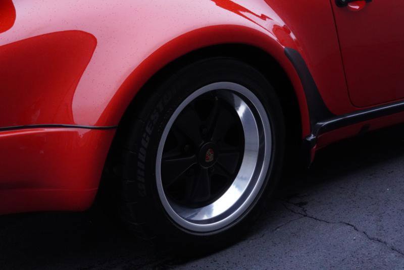 Used 1988 Porsche 911 Carrera RWD image 27
