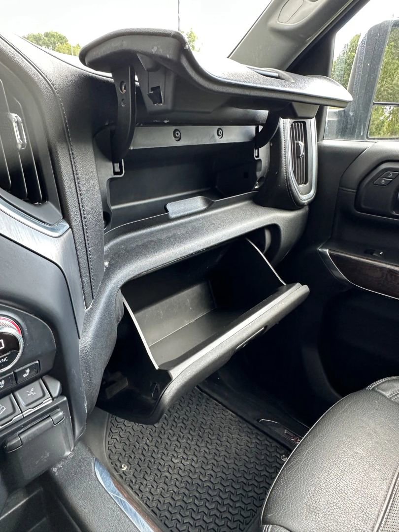 Used 2021 GMC Sierra 2500 Denali w/ Denali Black Diamond Edition image 24