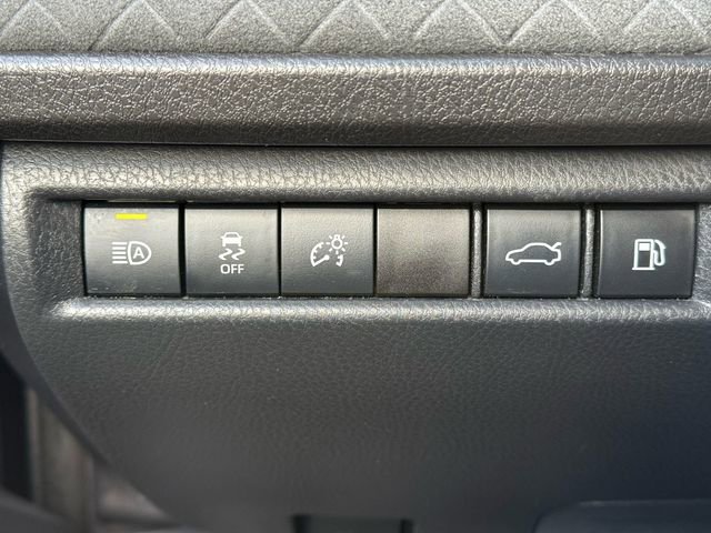 Certified 2025 Toyota Camry XLE image 27