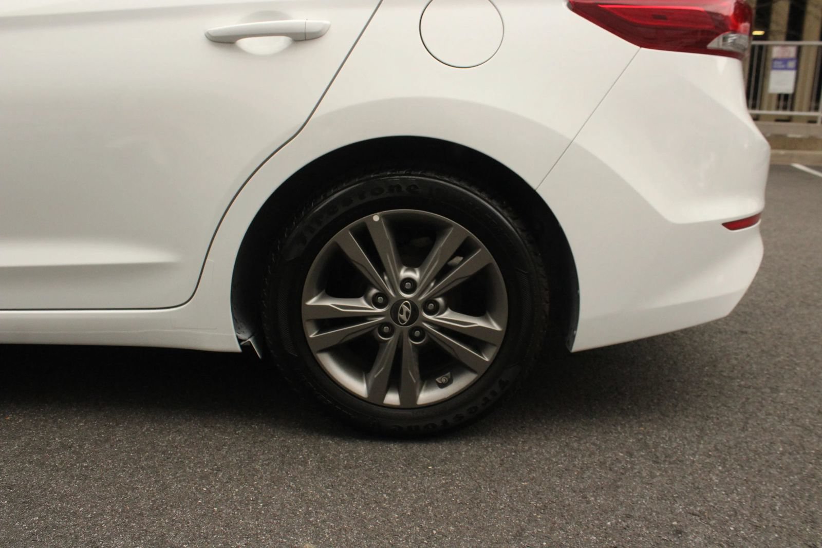 Used 2017 Hyundai Elantra SE FWD image 10