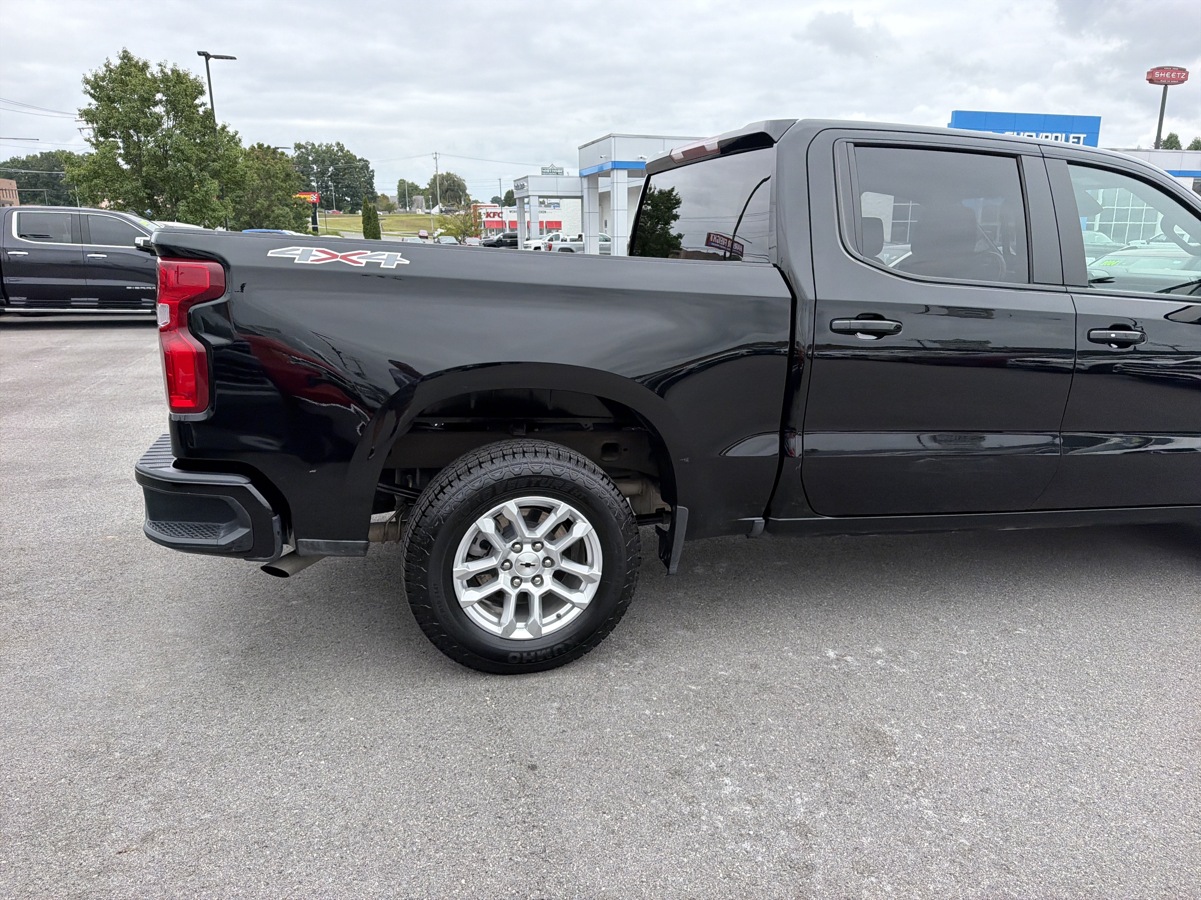 Certified 2026 Chevrolet Silverado 1500 RST AWD/4WD image 6