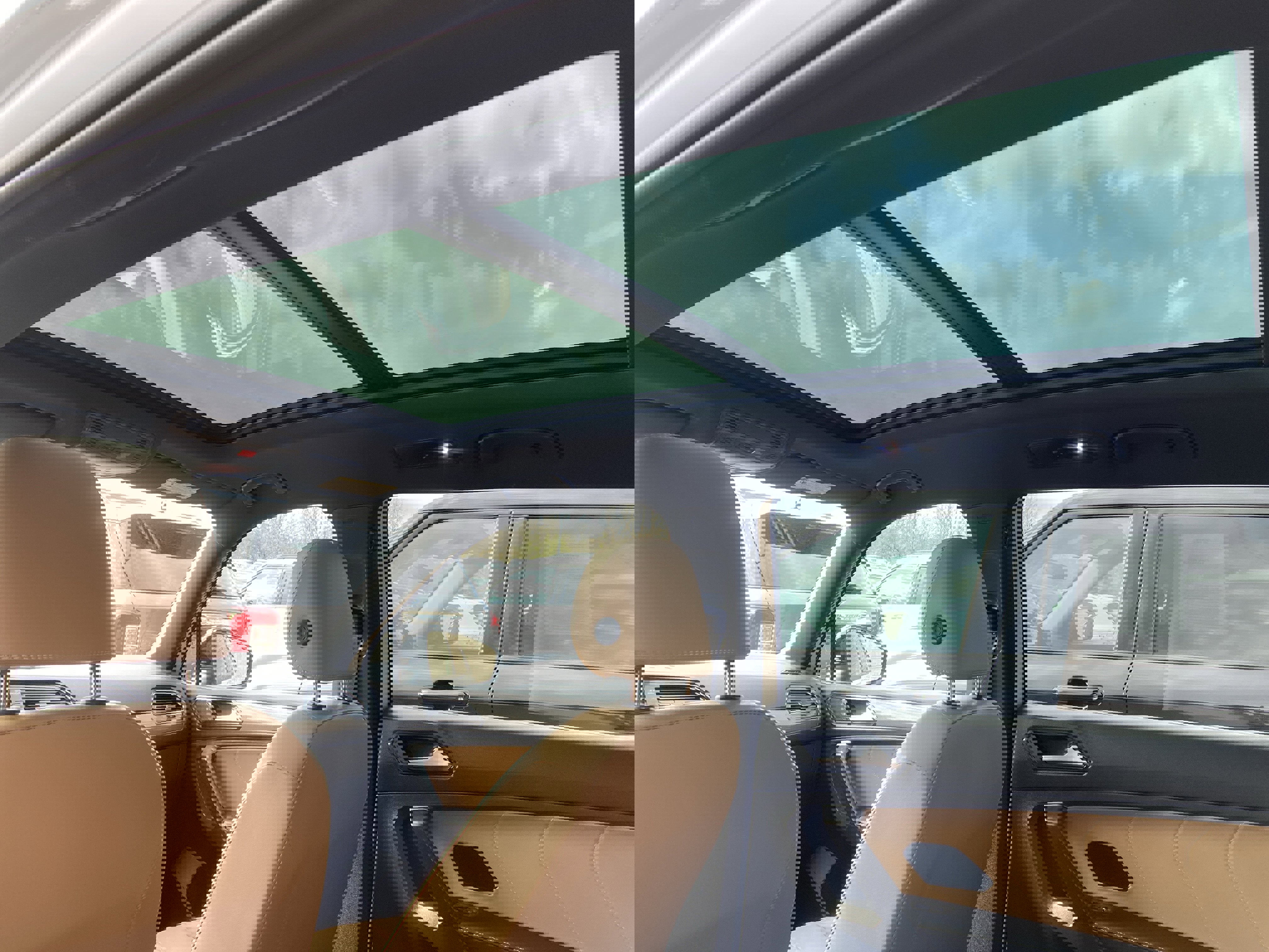 Used 2024 Volkswagen Tiguan SE R-Line image 23