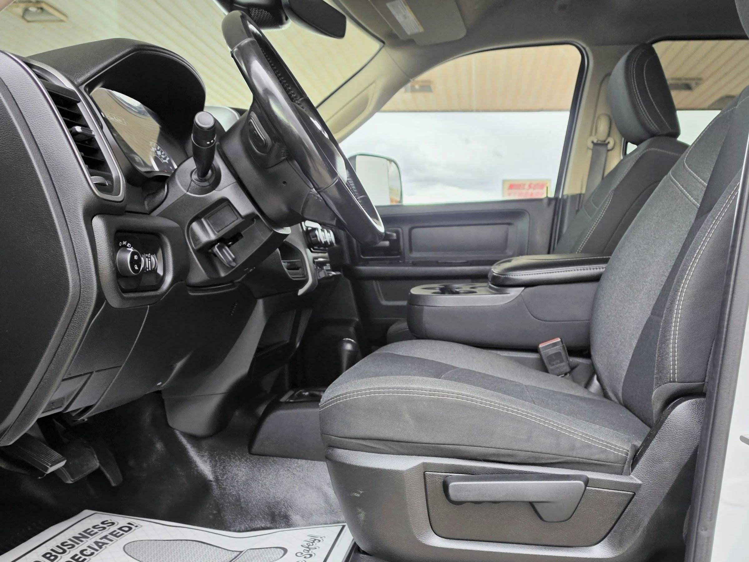 Used 2020 RAM 2500 Tradesman w/ Safety Group AWD/4WD image 33
