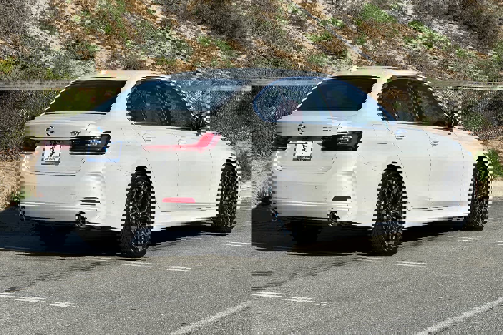 Used 2025 BMW 330i Sedan image 2