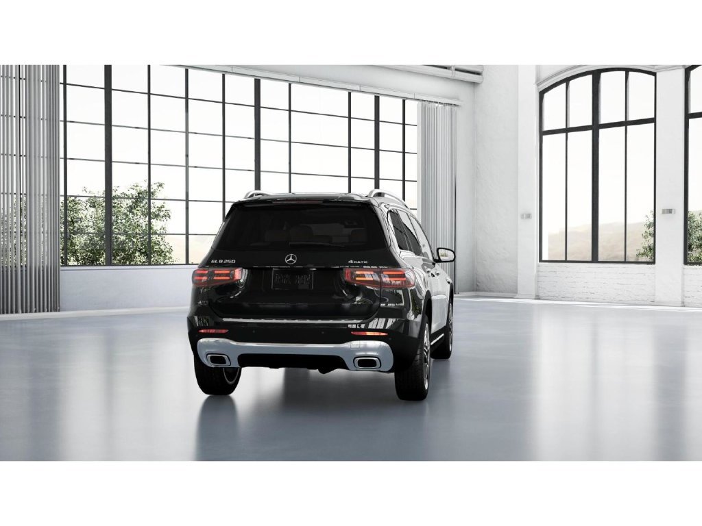 Used 2026 Mercedes-Benz GLB 250 4MATIC image 24