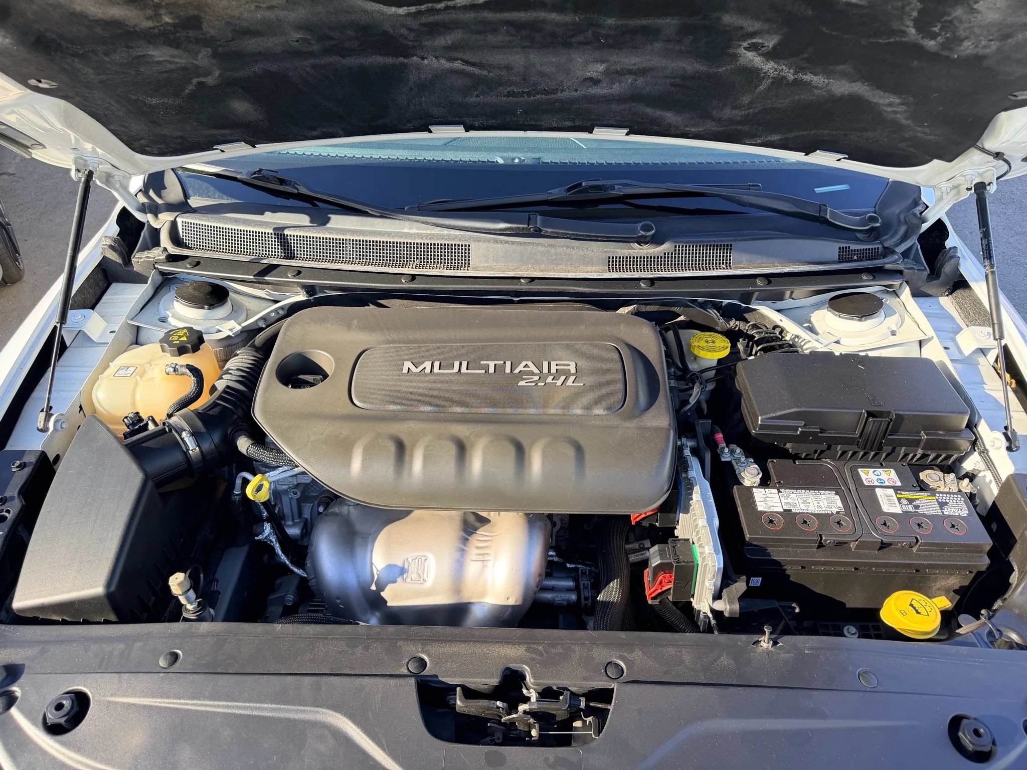 Used 2016 Chrysler 200 Limited FWD image 19