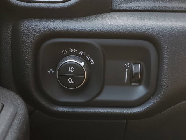 New 2025 RAM 5500 Tradesman AWD/4WD image 39