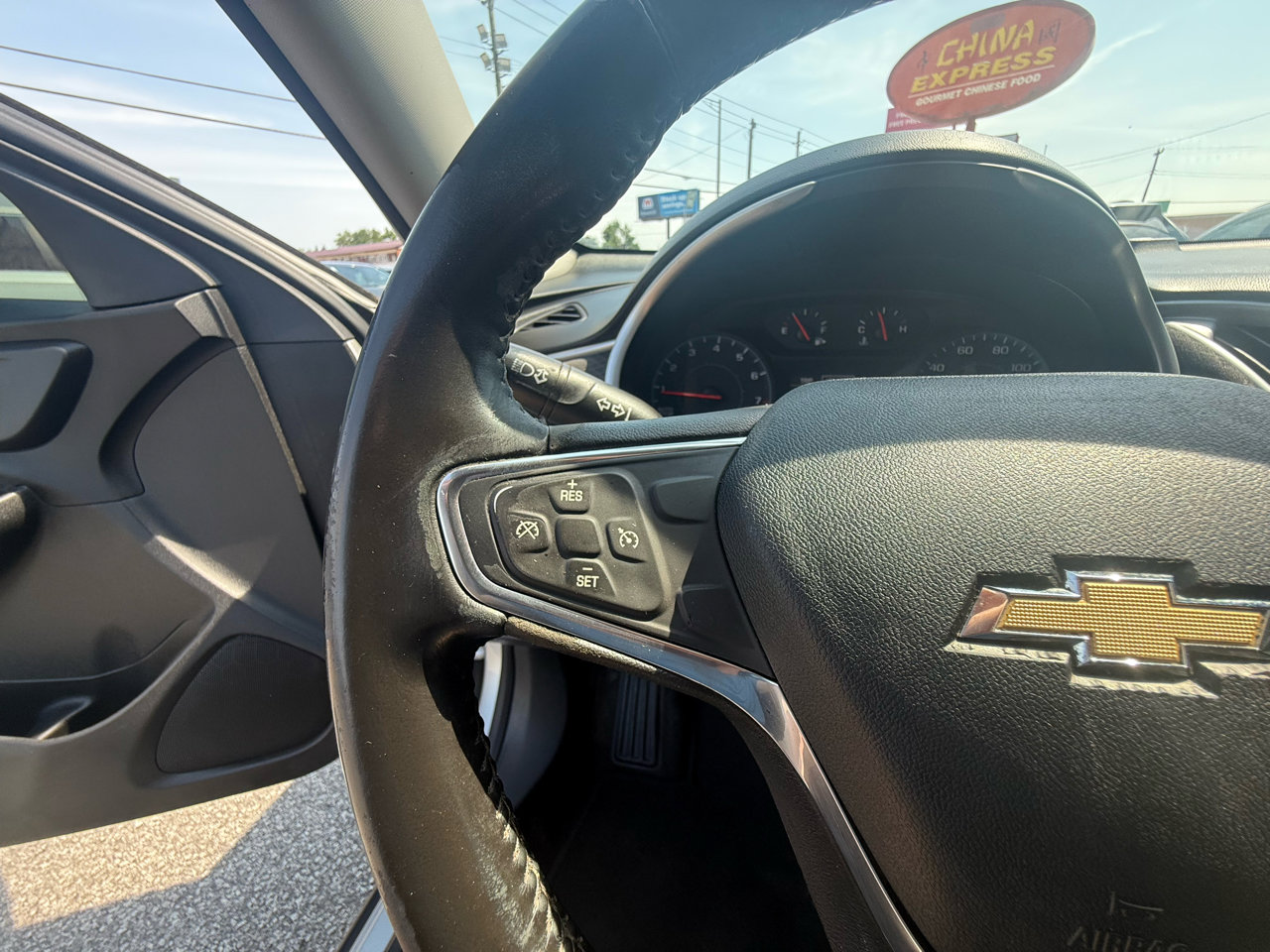 Used 2019 Chevrolet Malibu RS image 22
