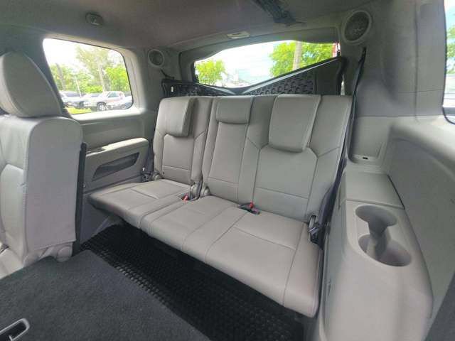 Used 2015 Honda Pilot Touring image 13