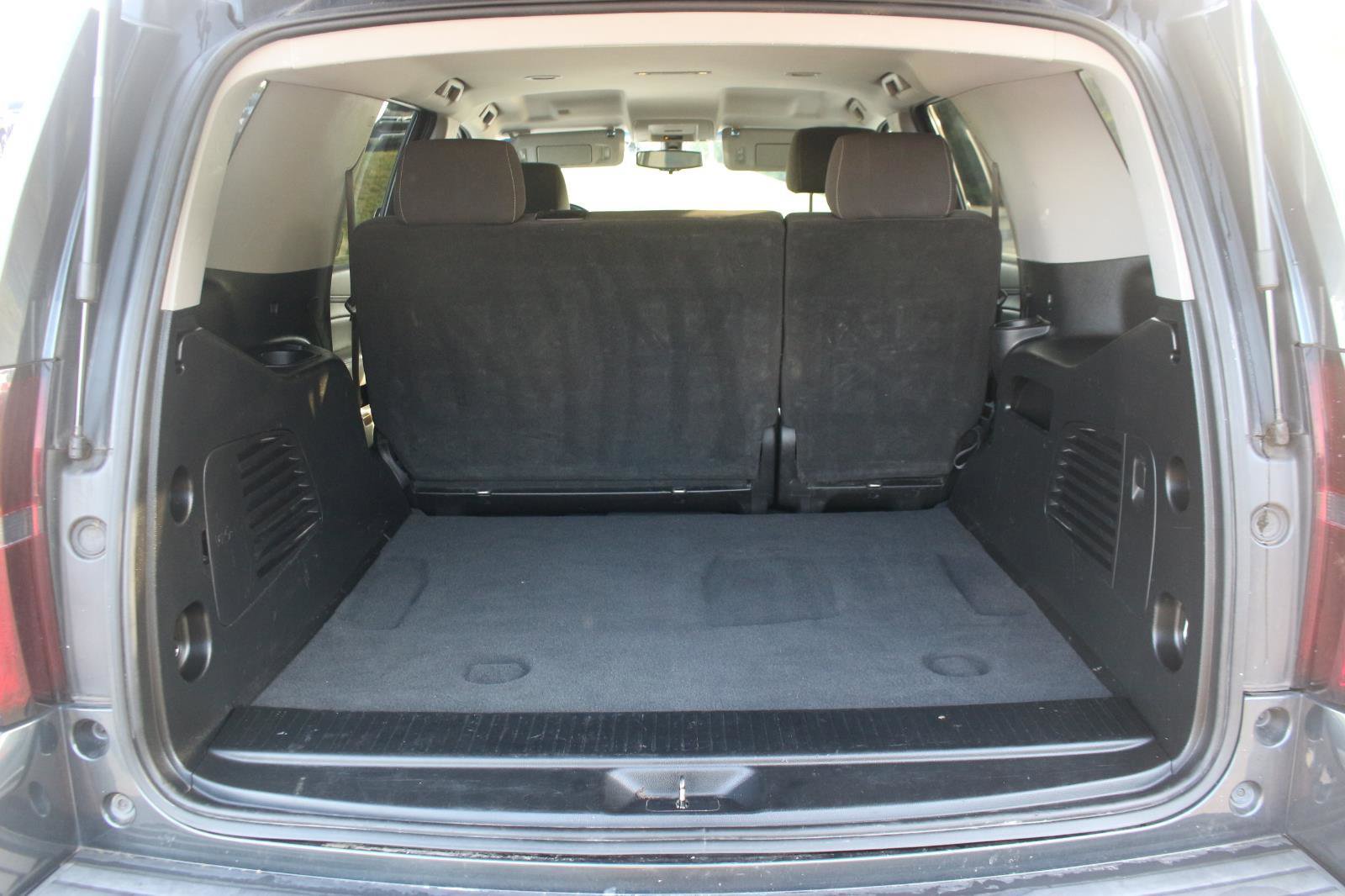 Used 2019 Chevrolet Tahoe LS image 11