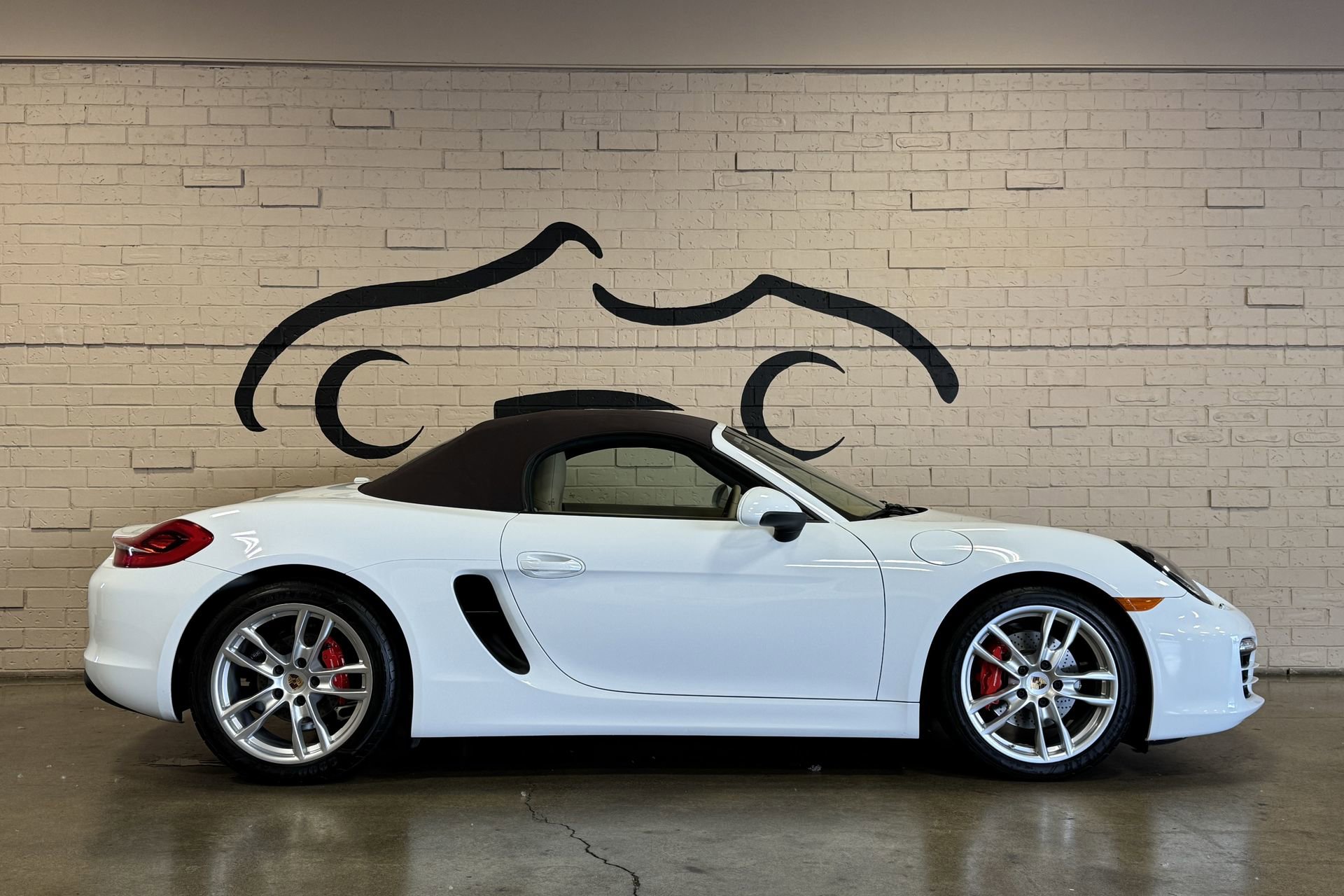 Used 2013 Porsche Boxster S RWD image 2