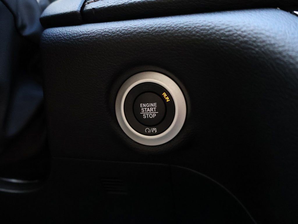 New 2026 Chrysler Pacifica Pinnacle AWD/4WD image 32