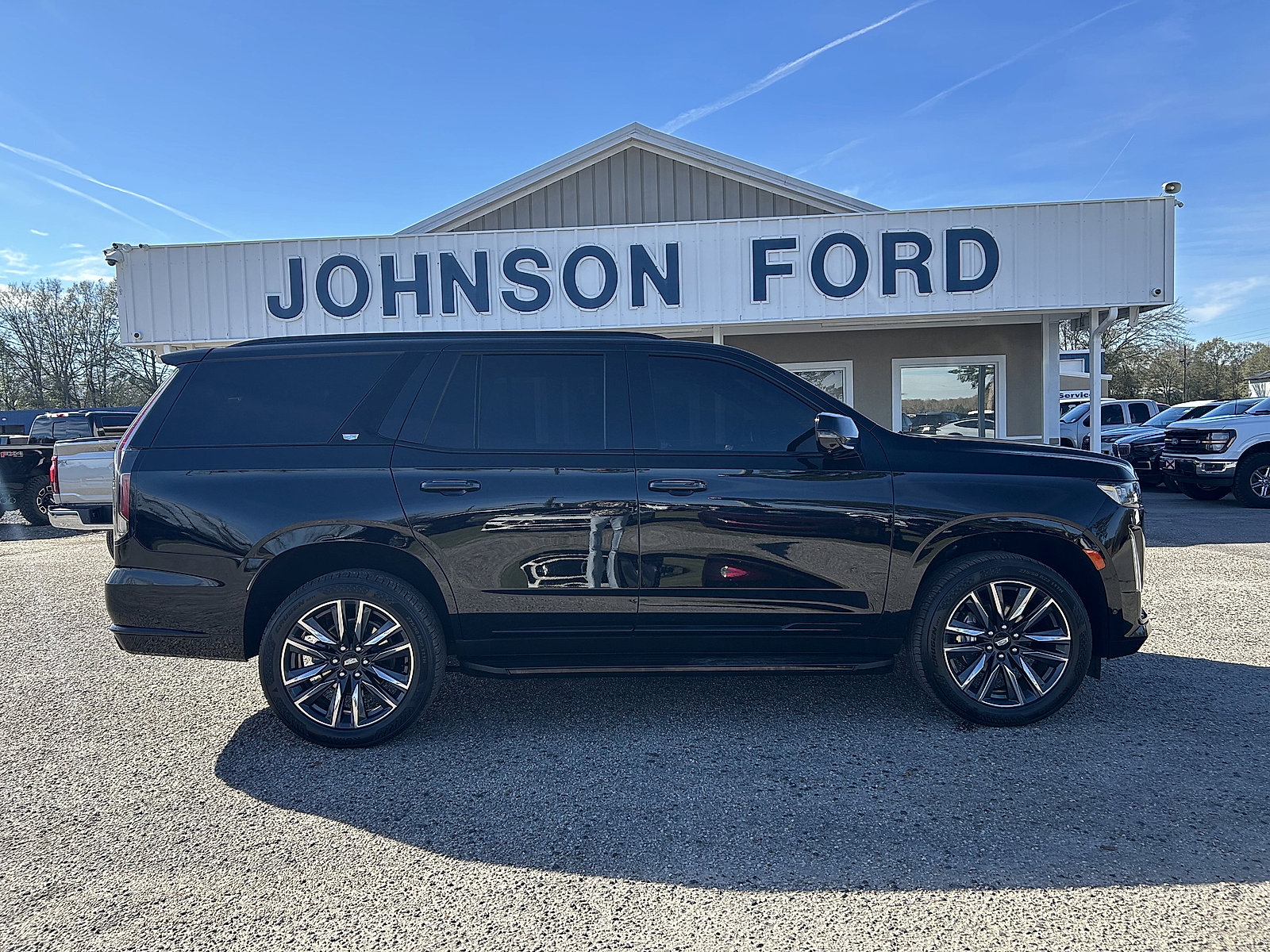 Used 2023 Cadillac Escalade Sport image 3