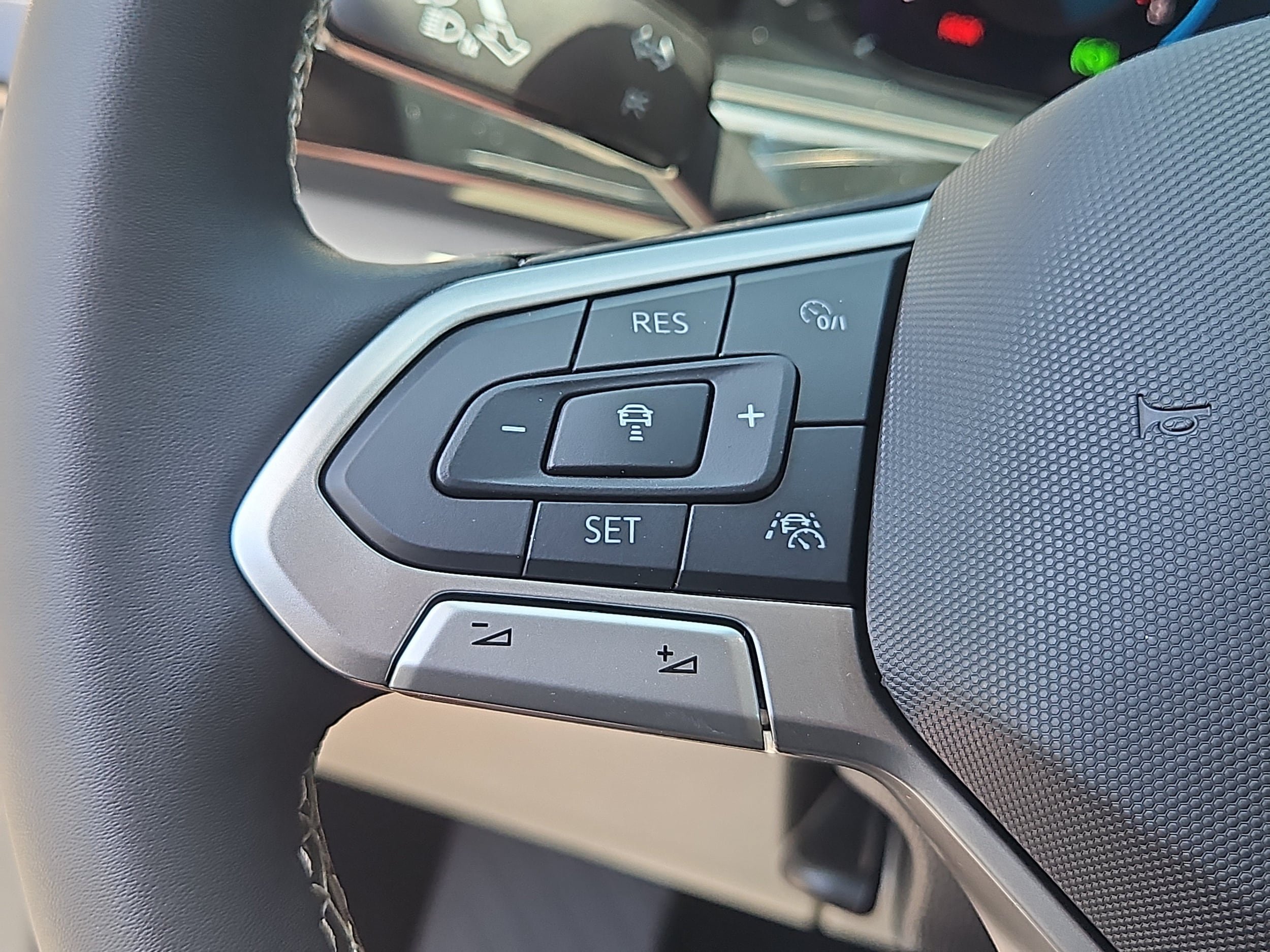 New 2026 Volkswagen Atlas SE AWD/4WD image 13