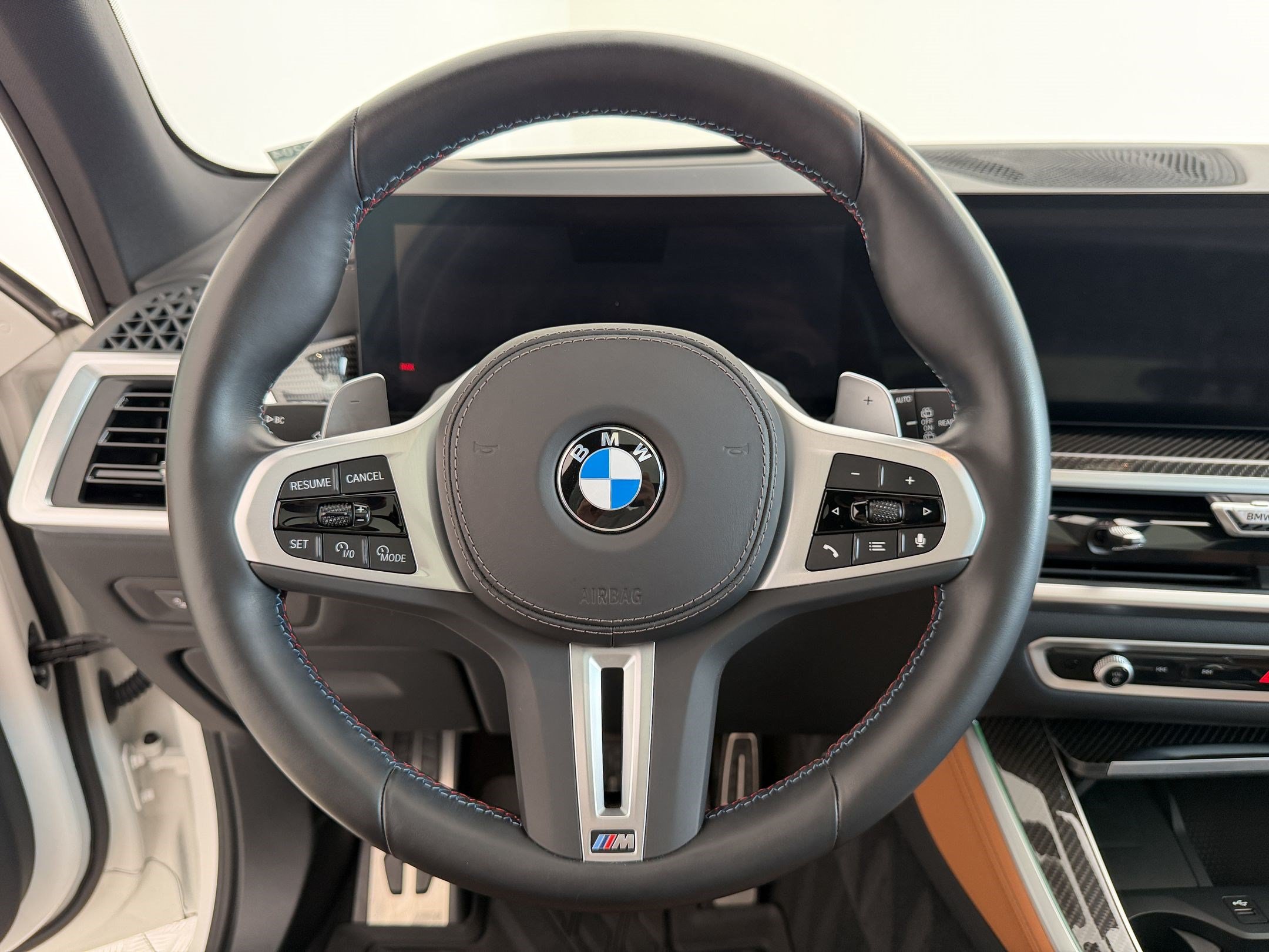 Certified 2025 BMW X5 M60i w/ Climate Comfort Package AWD/4WD image 11
