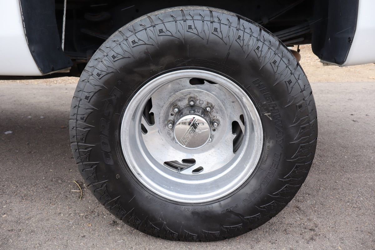 Used 1997 Dodge Ram 3500 Truck ST image 38