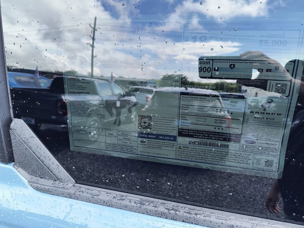 New 2025 Ford Bronco Badlands image 30