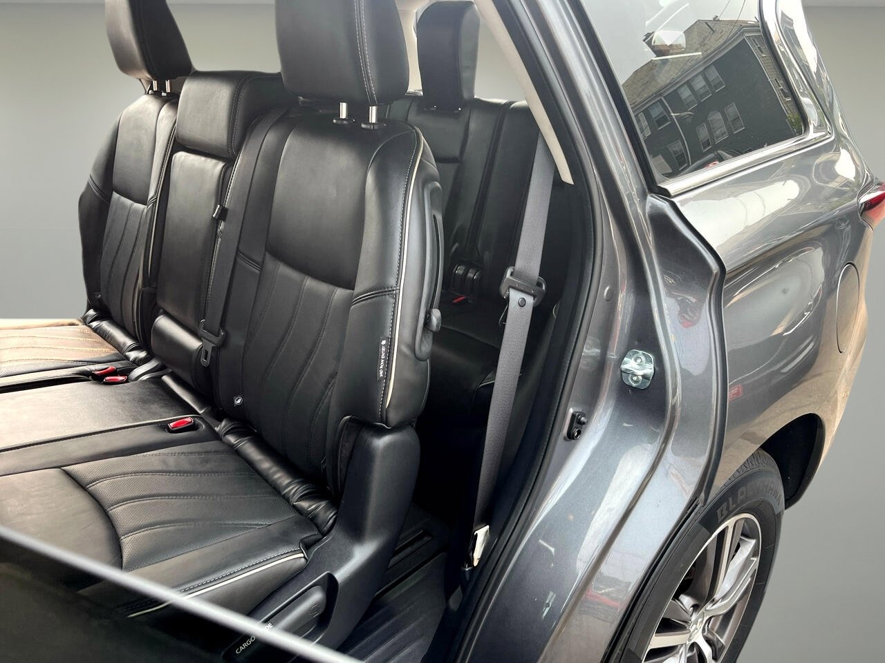 Used 2019 INFINITI QX60 Luxe w/ Essential Package image 12