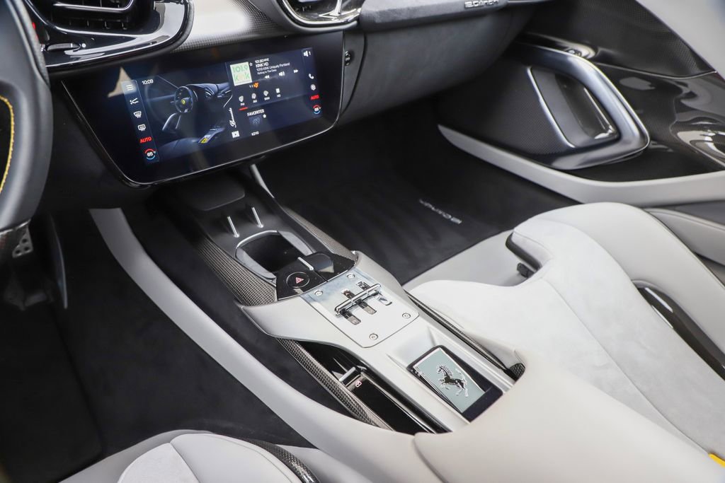 Certified 2025 Ferrari 12Cilindri RWD image 39