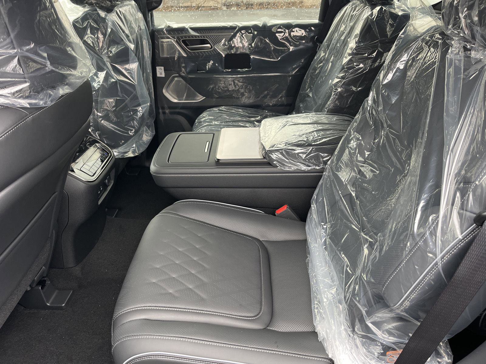 New 2026 INFINITI QX80 Autograph w/ Premium Cargo Package image 12