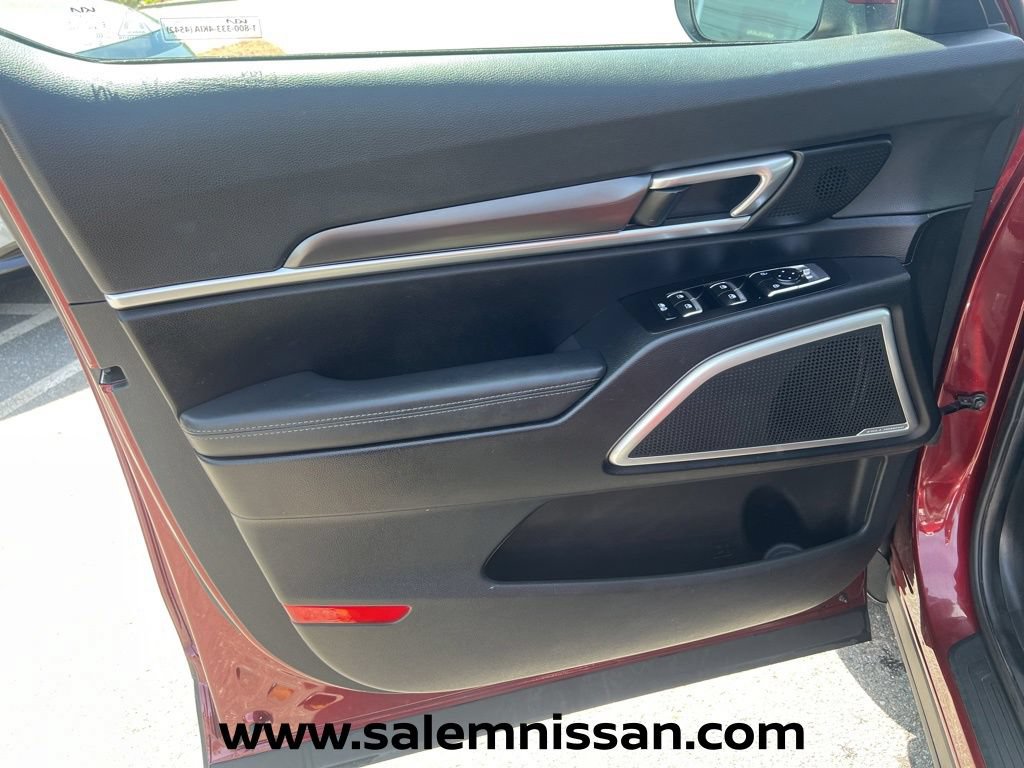 Used 2023 Kia Telluride S w/ S Sunroof Package AWD/4WD image 16