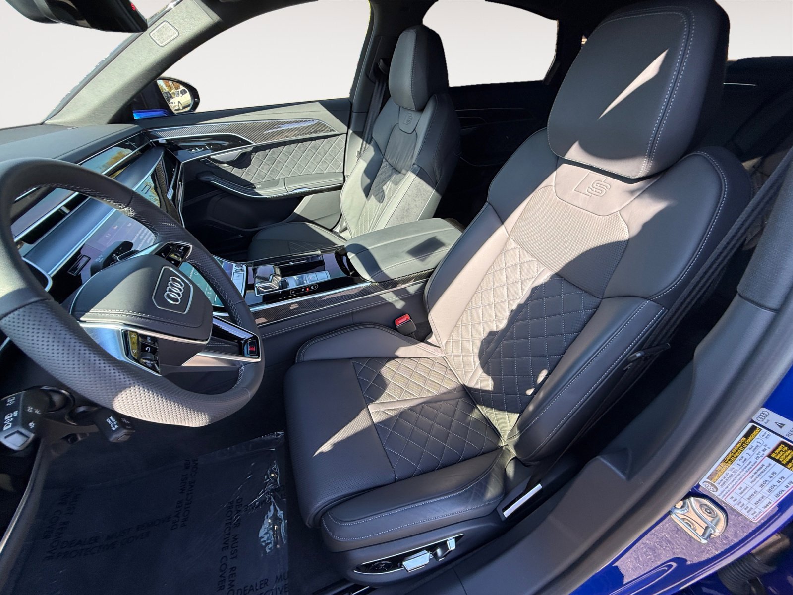 Used 2024 Audi S8 4.0T w/ S8 Black Optic Plus Package image 10