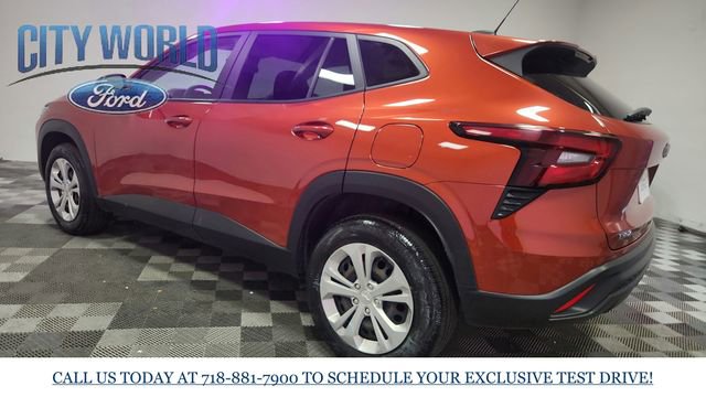 Used 2024 Chevrolet Trax LS w/ Driver Confidence Package image 5