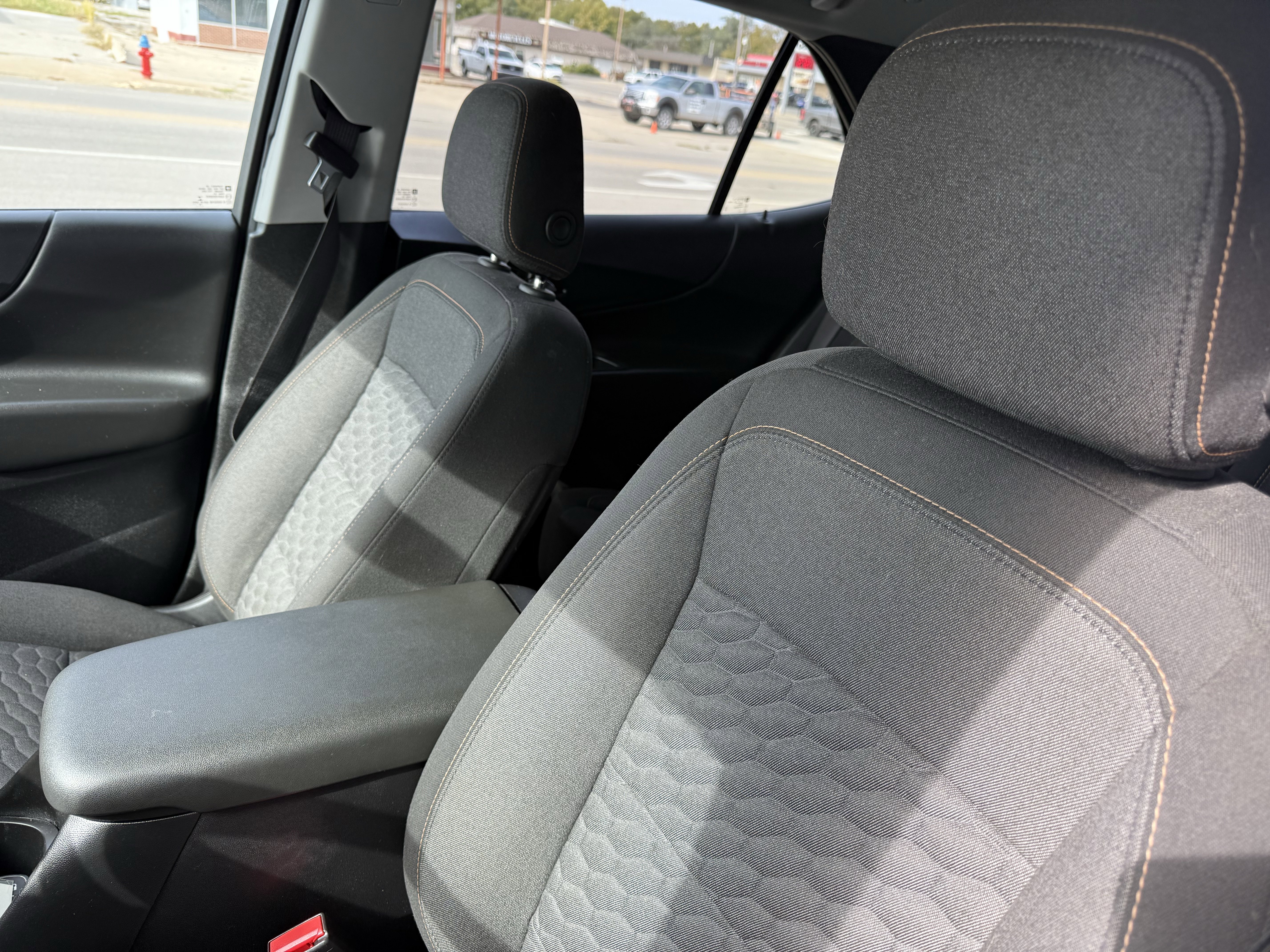 Used 2019 Chevrolet Equinox LT image 21