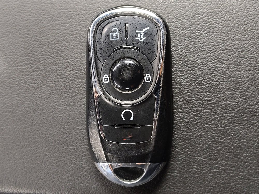 Used 2020 Buick Envision Essence FWD image 32