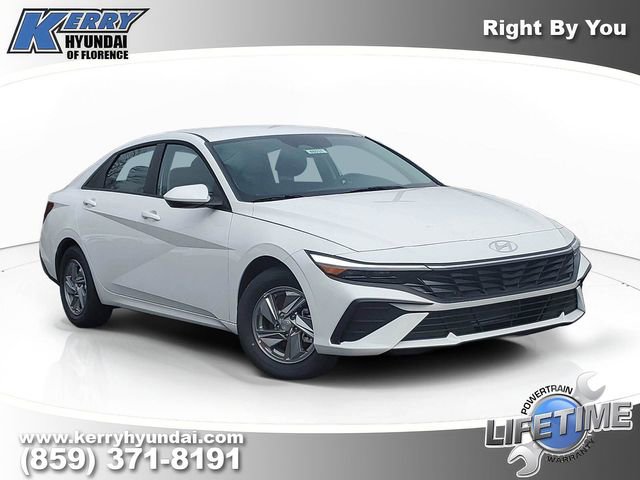 New 2026 Hyundai Elantra SE image 1