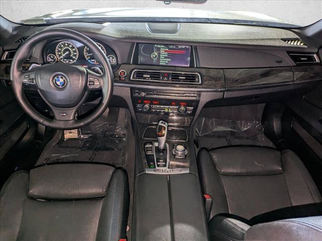Used 2013 BMW 740i RWD image 17