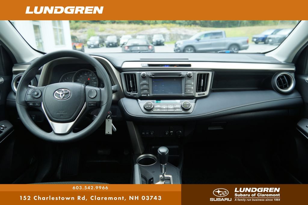 Used 2015 Toyota RAV4 XLE AWD/4WD image 6