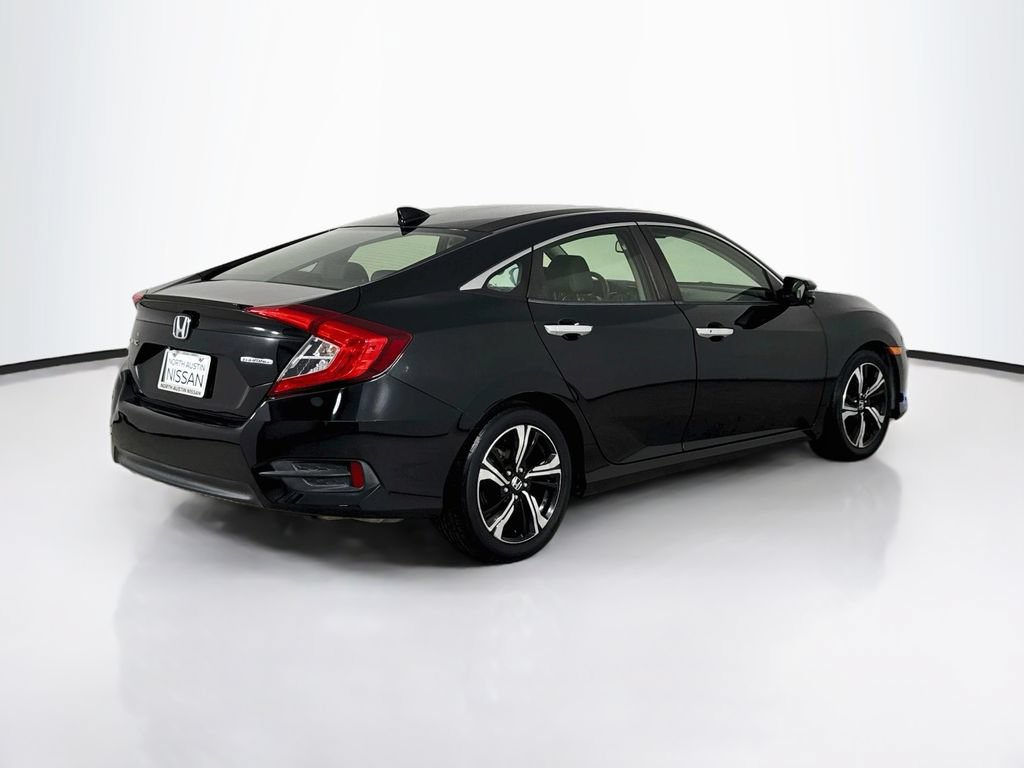 Used 2018 Honda Civic Touring image 7