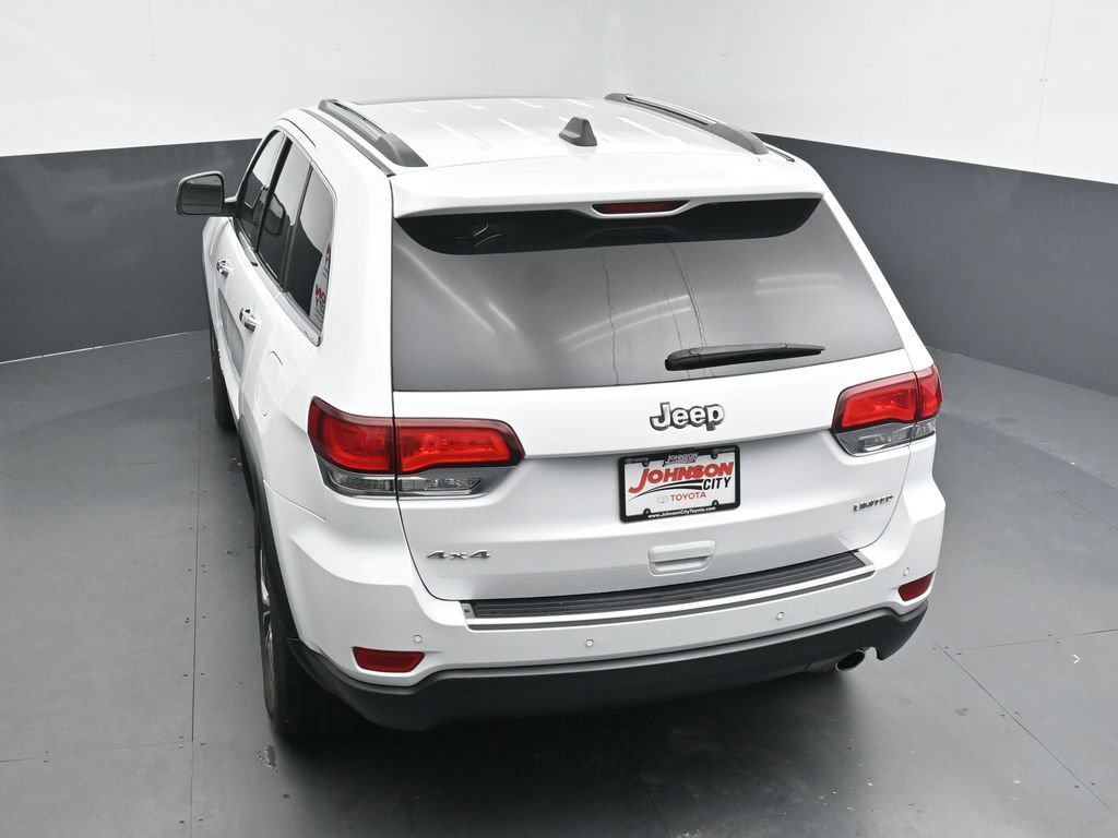 Used 2020 Jeep Grand Cherokee Limited w/ Premium Lighting Group AWD/4WD image 26