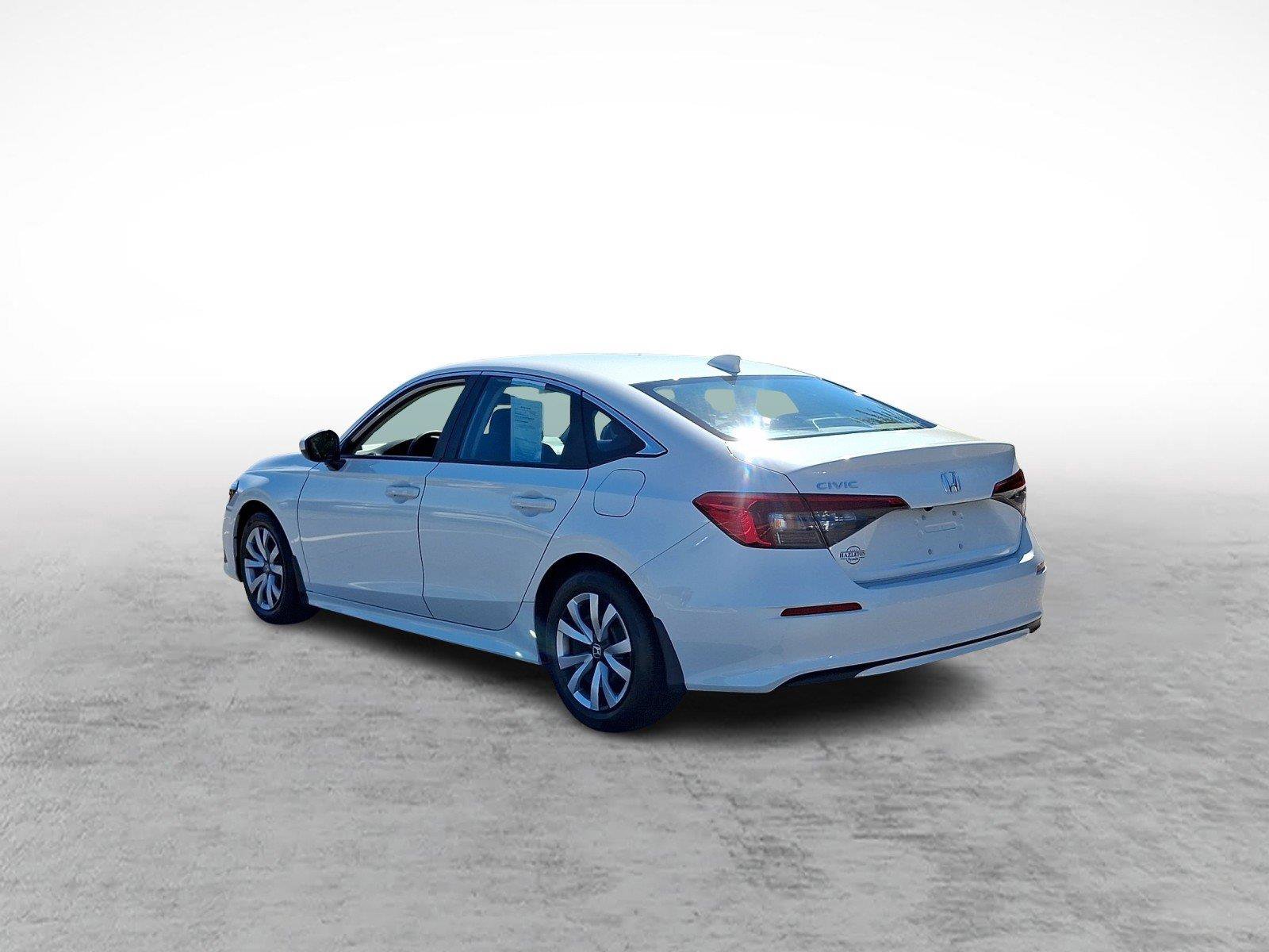 Used 2024 Honda Civic LX image 5
